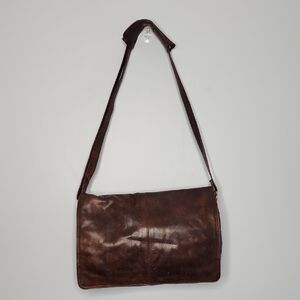 Classic Brown Leather Messenger Bag
